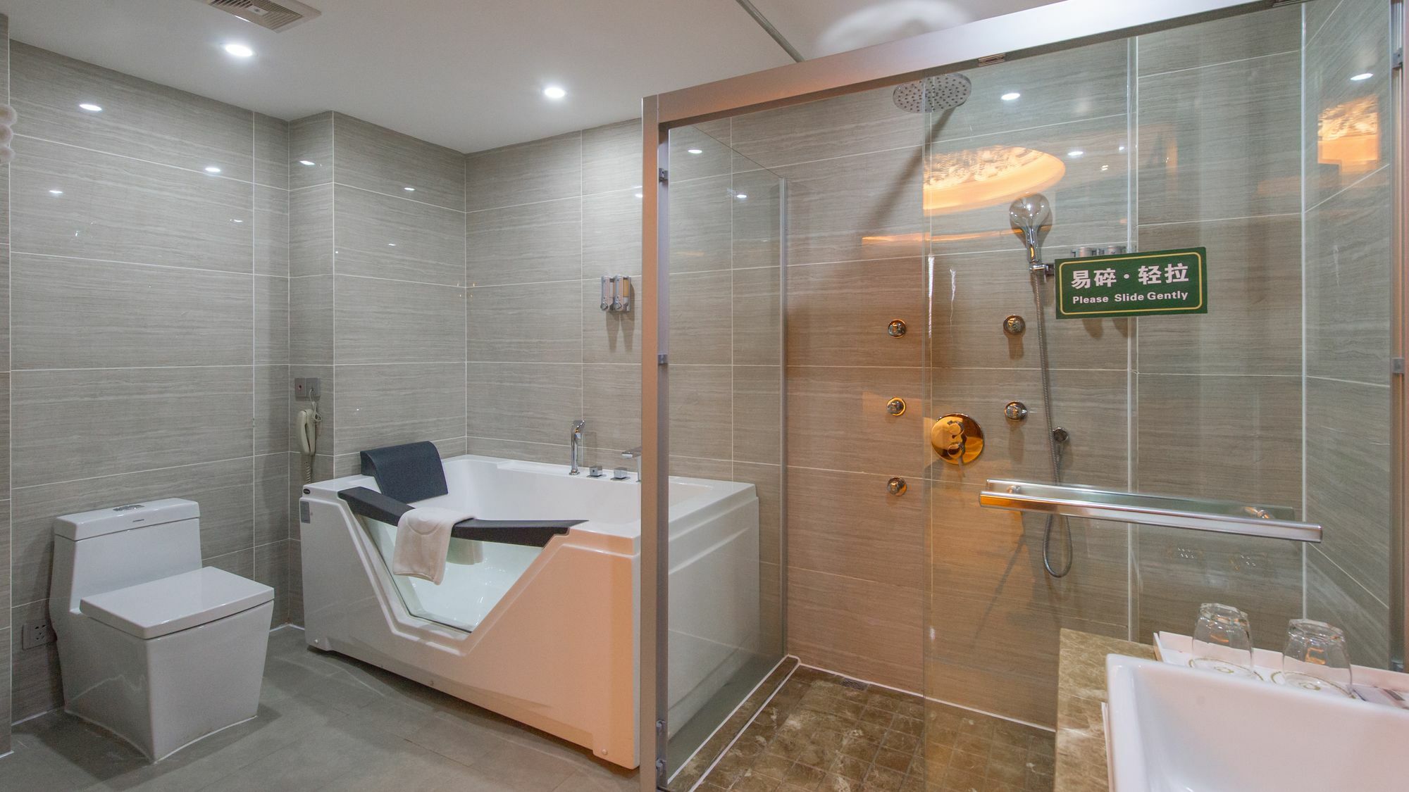 Mingfeng International Hotel Guilin Zewnętrze zdjęcie